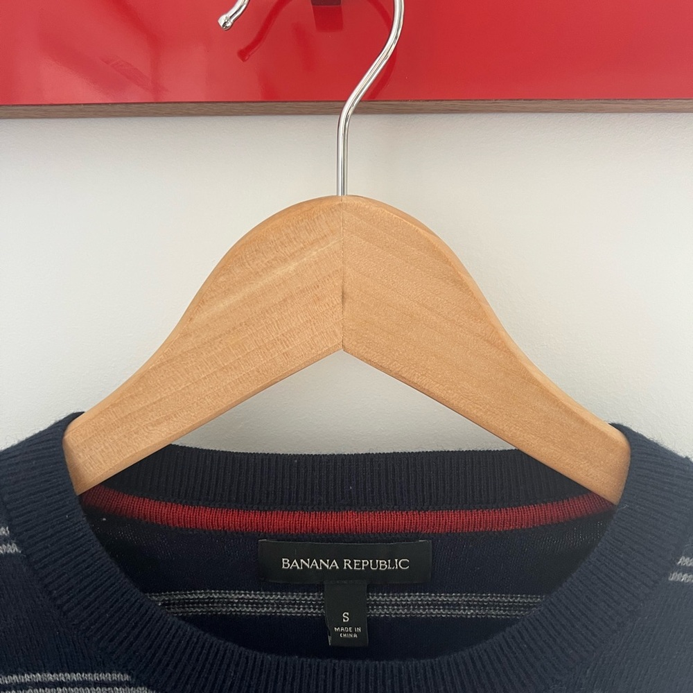Banana Republic Fine Merino Wool Blue Crewneck Sweater Classic Style, Size Sm